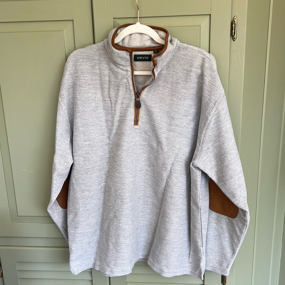Orvis Men’s Pullover with Elbow Patch